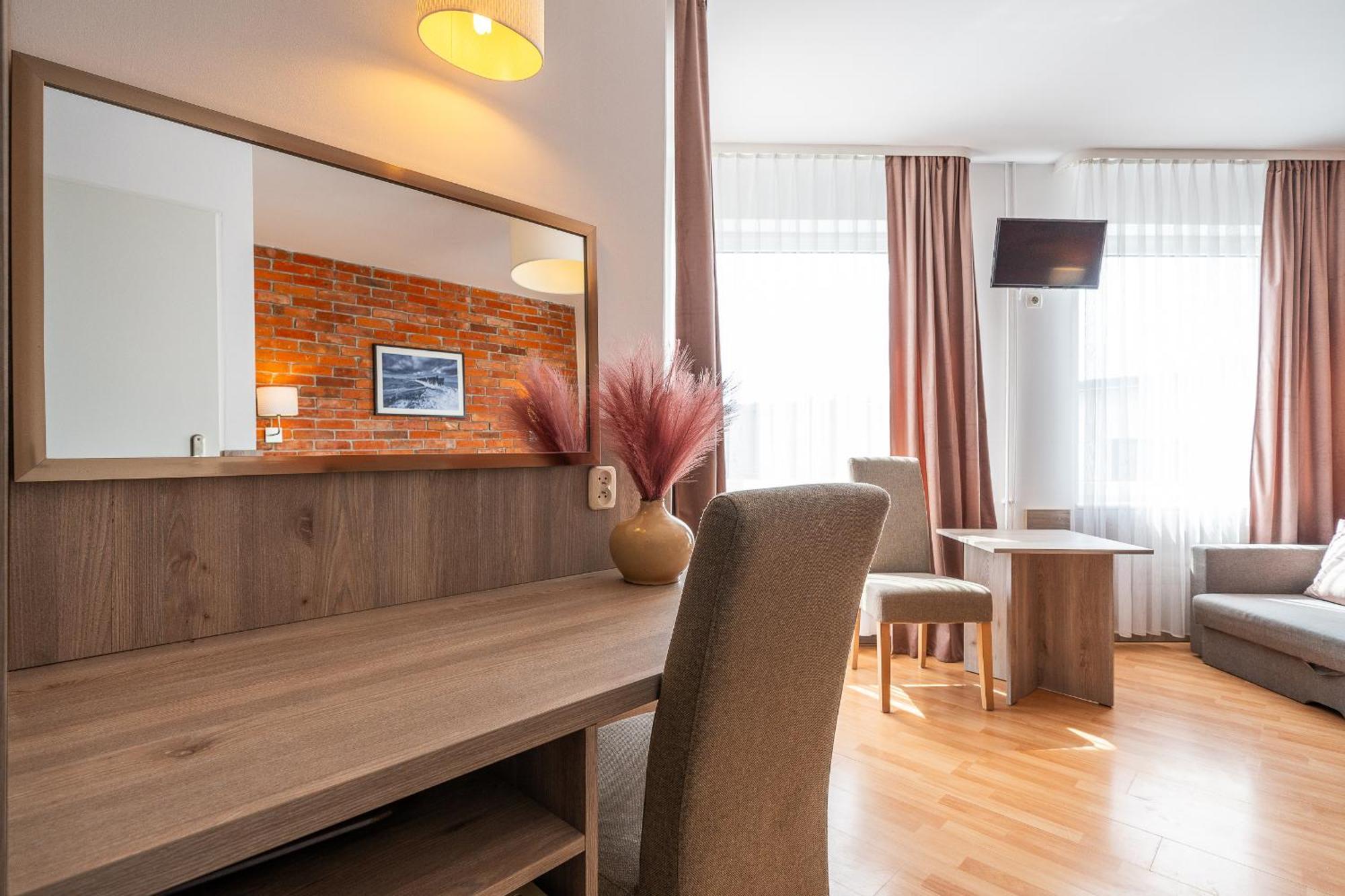 Max Apartamenty - Pokoje - Domki - Restauracja - Basen Mielno  Esterno foto
