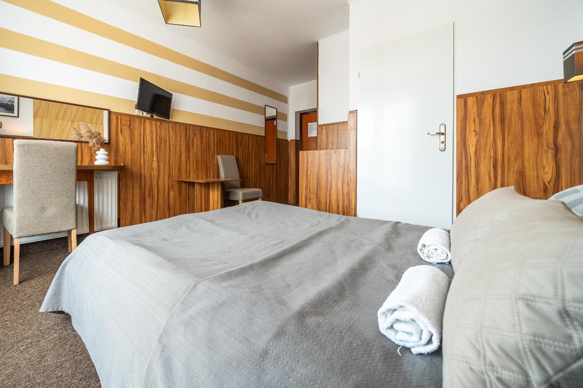 Max Apartamenty - Pokoje - Domki - Restauracja - Basen Mielno  Esterno foto